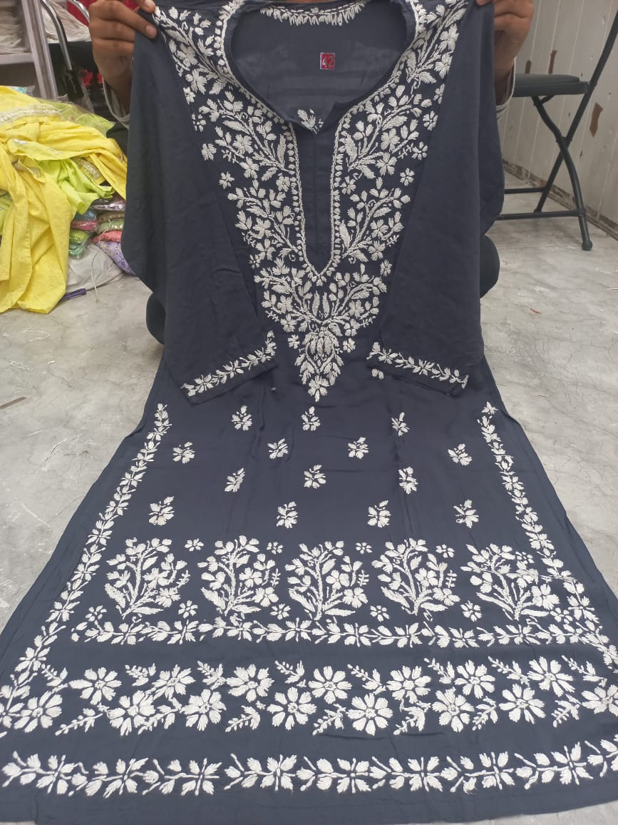 Modal heavy Daman work kurti