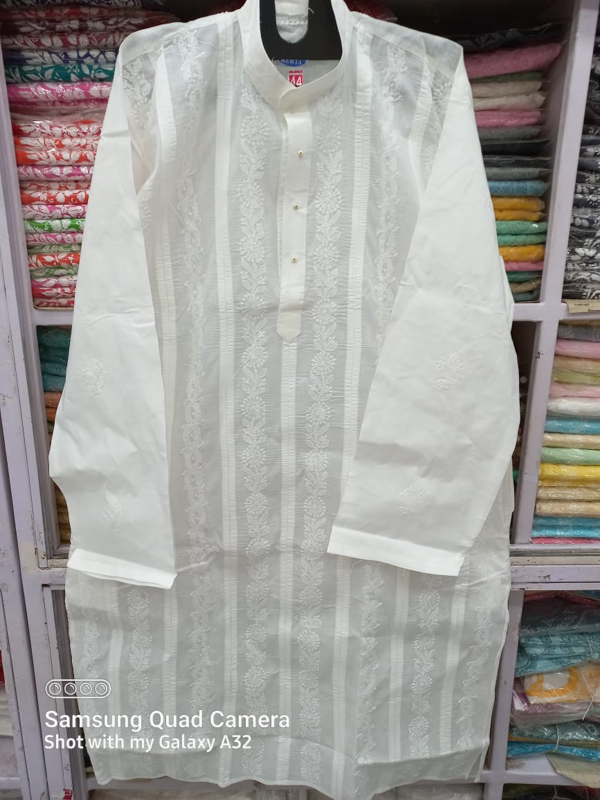 Men's kurta with beautiful chikankari handwork