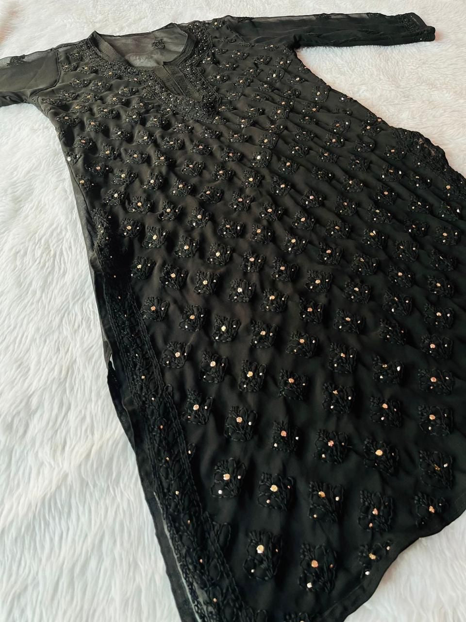 Mukesh Booti Jaal Set With Dupatta