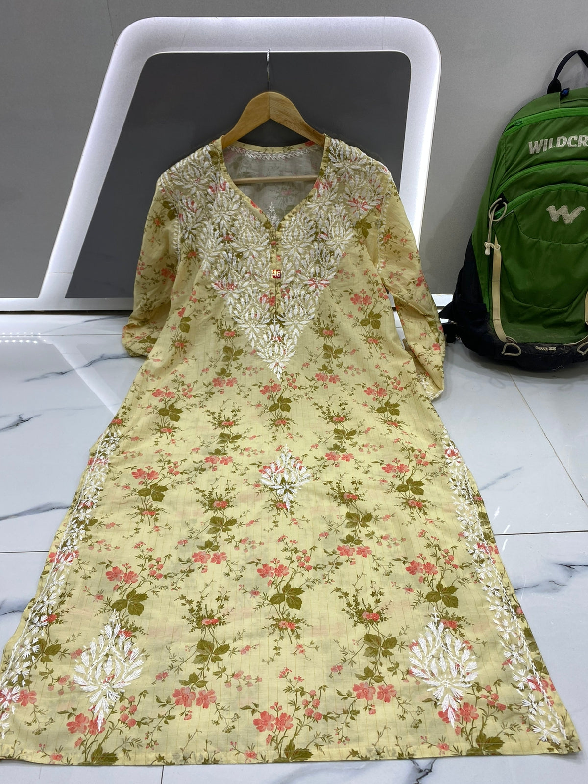 Rayon Kurti