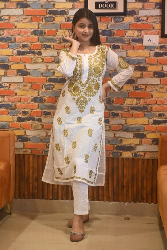 Dobby cotton kurta with color embroidery