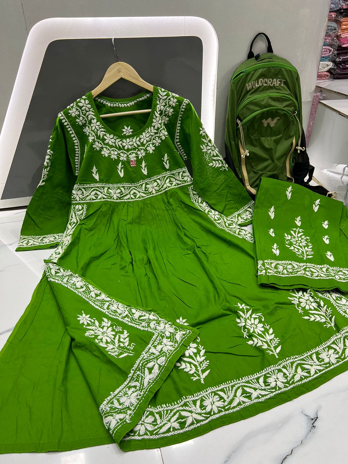 tanishk fashion nayra 9501-9508 series latest designer top bottom with  dupatta catalogue wholesaler surat