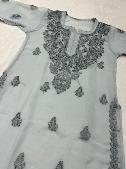 Mukaish Kurti