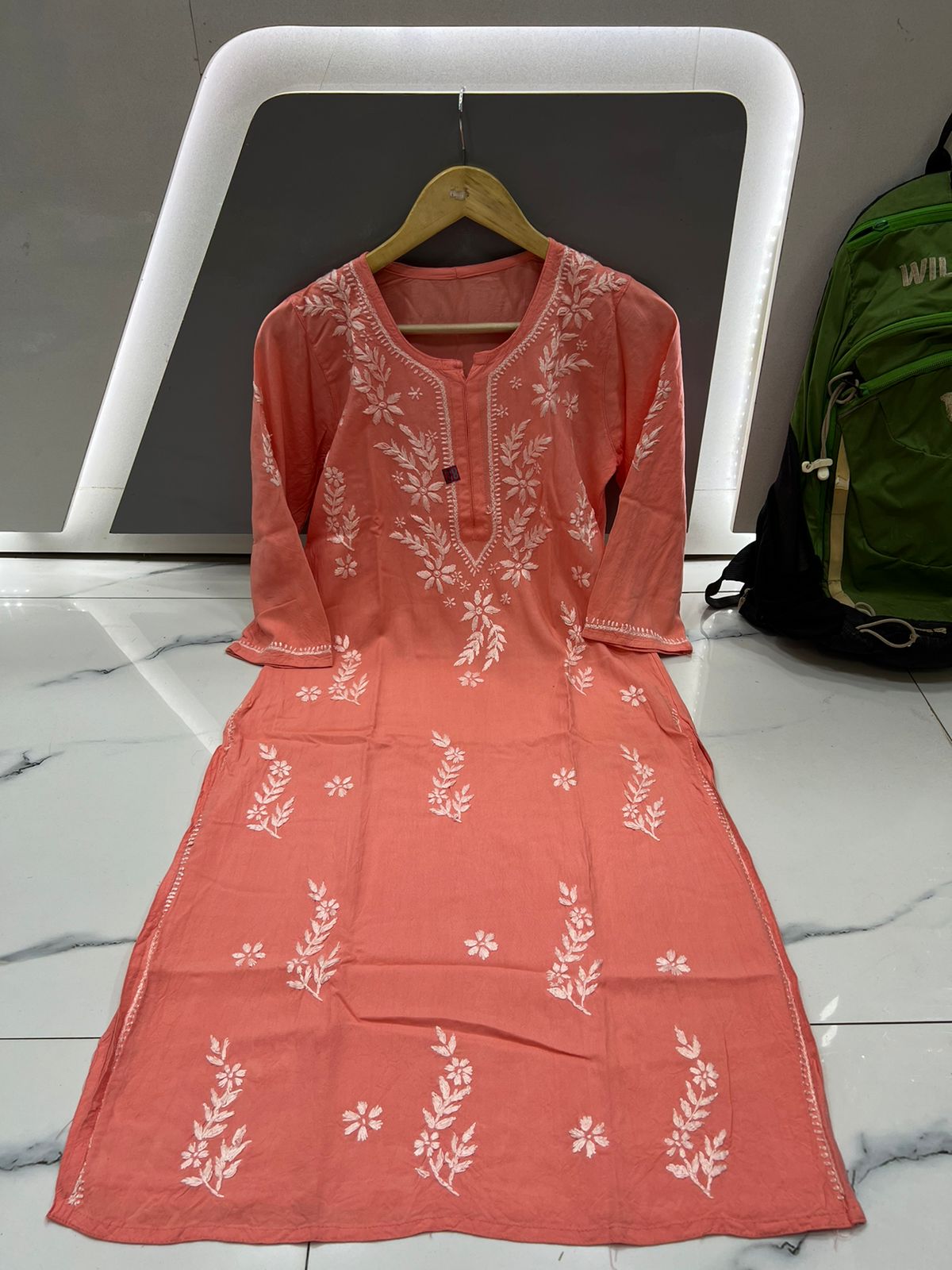 Rayon Kurti