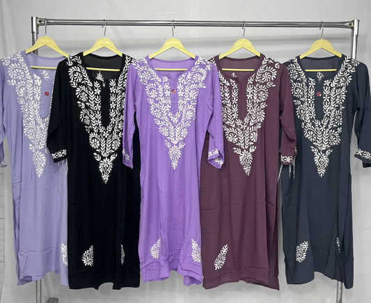 Modal kurta with beautiful chikankari