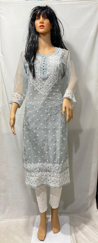Sayonee - S / None | Kurti designs party wear, Clothes for women, Kurtis  with pants
