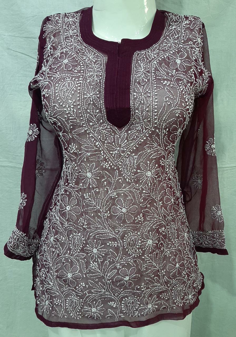 White short kurti with lace at Rs 375 | Mohibullapur | Lucknow | ID:  2851225269530