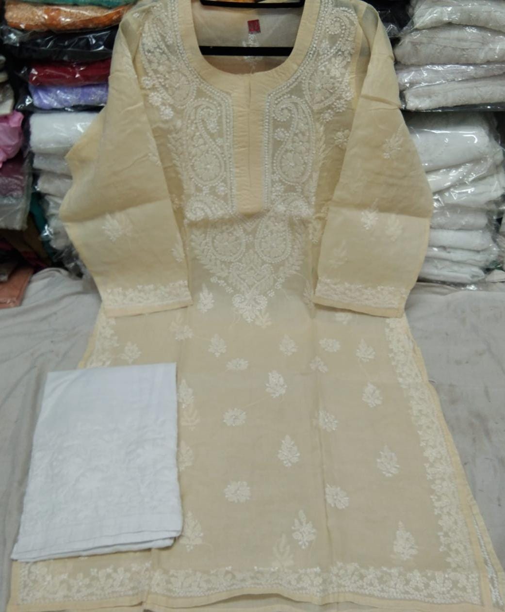 Tery Vail Kurti With Salwar